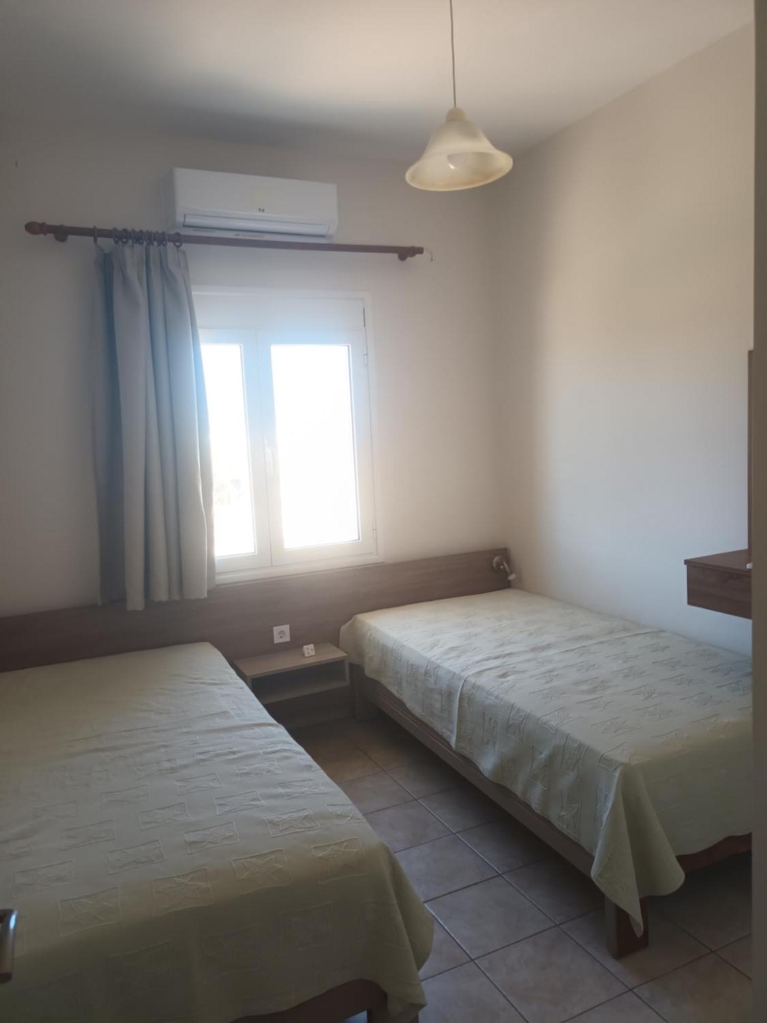 Cathrin Beach Apartments Stavrós Eksteriør bilde